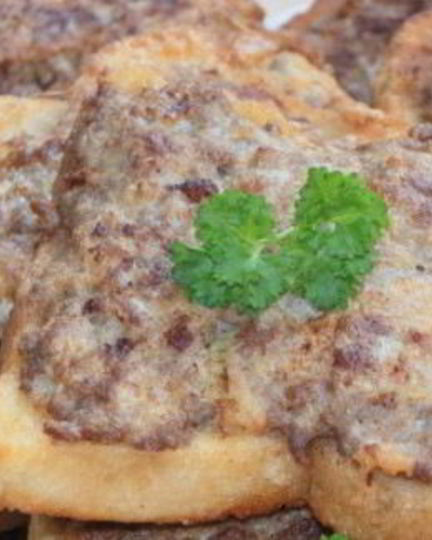 Рецепт гренков с мясным фаршем и килькой по-татарски