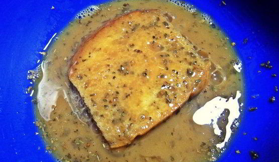 гренки с овощами под сыром