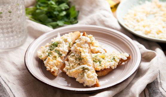 гренки с яйцом