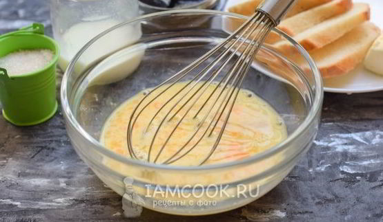 сладкие гренки из батона с молоком и яйцом