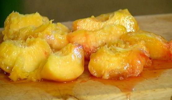 сладкие гренки с томлеными персиками