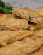 Восточные гренки на тонком лаваше