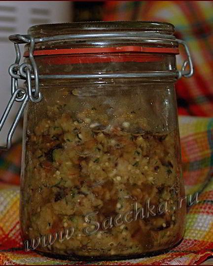 Рецепт икры баклажанной с соусом песто