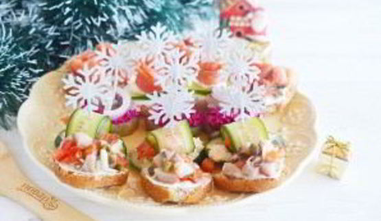 ассорти из канапе