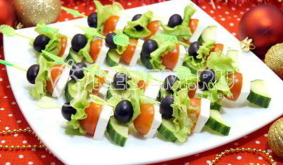 канапе греческое