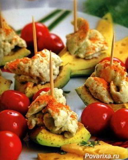 Рецепт канапе из авокадо и сыра рокфор