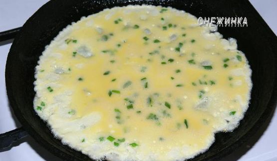 канапе из омлета с творогом