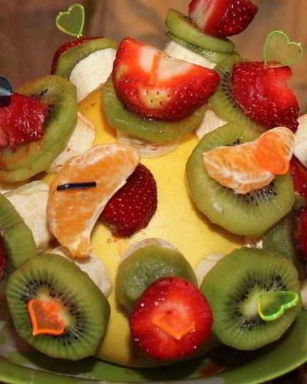 Рецепт канапе к шампанскому из фруктов