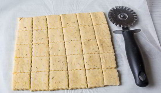 канапе на сырном печенье