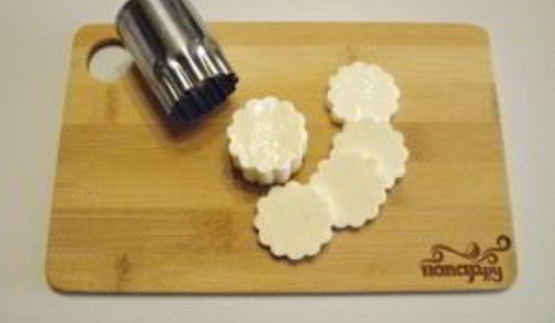 канапе обезьянки на шпажках