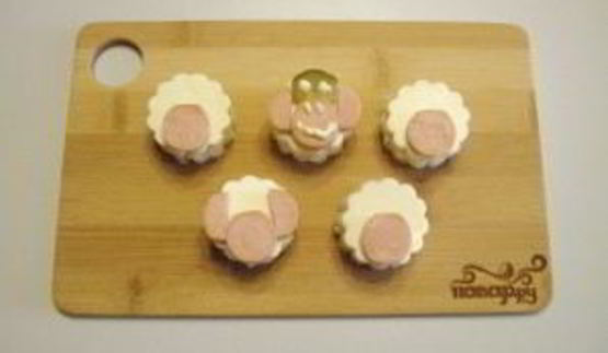 канапе обезьянки на шпажках