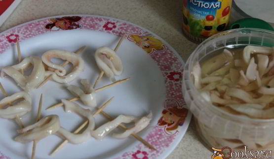 канапе с кальмаром