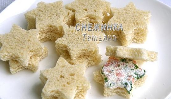 канапе с красной рыбой снежинки