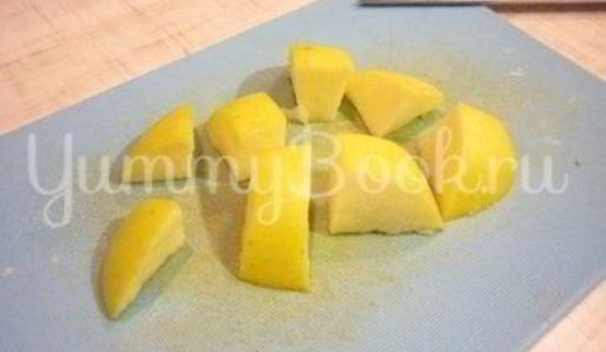 пикантные канапе с сыром, фруктами и маслинами