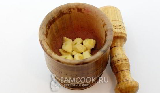 холодец из свиных ножек и курицы