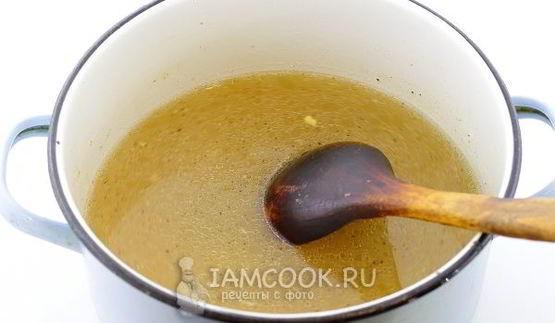 холодец из свиных ножек и курицы