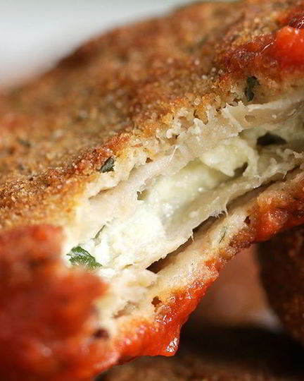 Рецепт медальонов из баклажанов с сыром