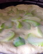 Нежный омлет с кабачками на сковороде