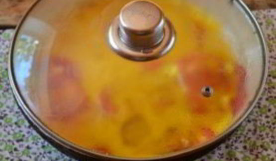 омлет с баклажанами и помидорами