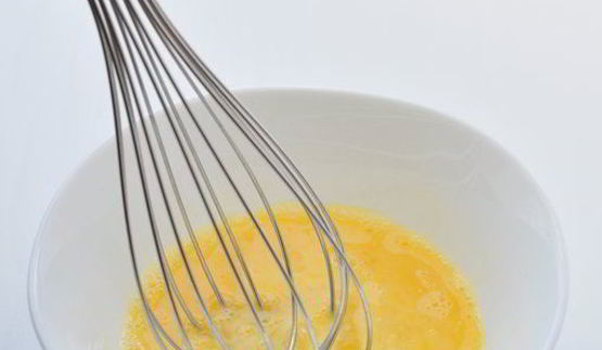 омлет с беконом в порционных формочках