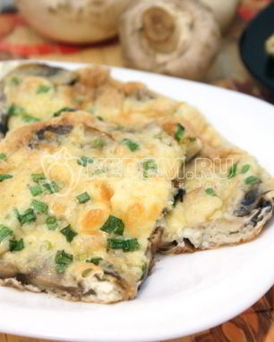 Омлет с грибами и сыром