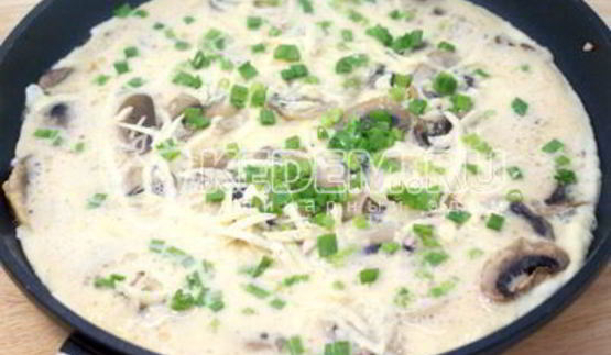 омлет с грибами и сыром
