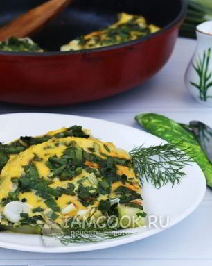 Омлет с кабачком и шпинатом