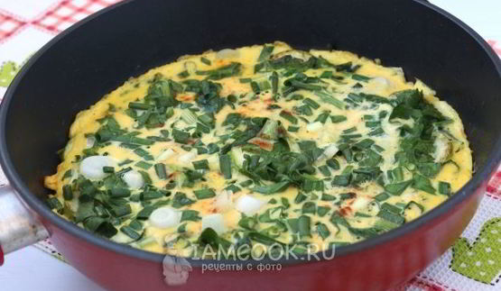 омлет с кабачком и шпинатом