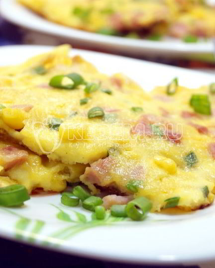Рецепт омлета с колбасой и кукурузой бонди