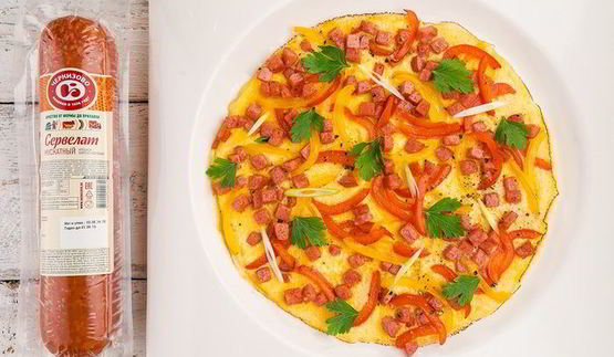 омлет с колбасой и сладким перцем