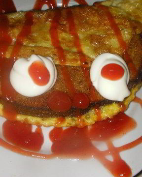 Омлет с помидорами на гренках