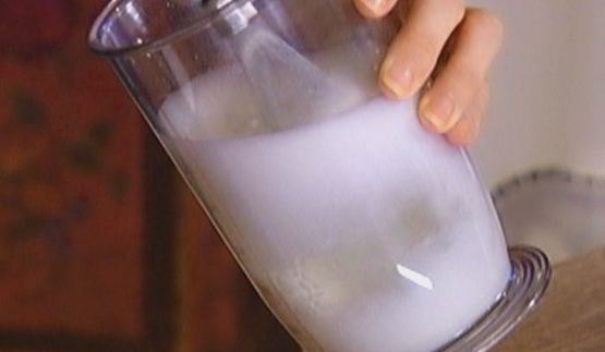 омлет со шпинатом и помидорами черри