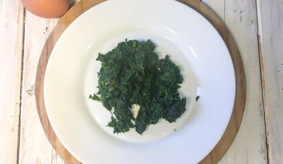 омлет со шпинатом