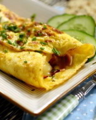 Омлет в баварском стиле с сыром