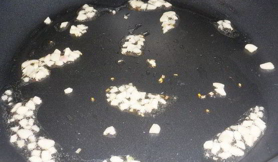 омурайсу , японский омлет с начинкой