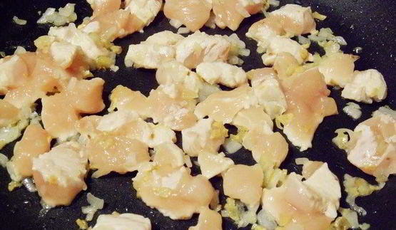 омурайсу , японский омлет с начинкой