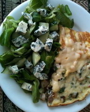 Субботний завтрак — омлет с начинкой