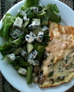 Субботний завтрак — омлет с начинкой