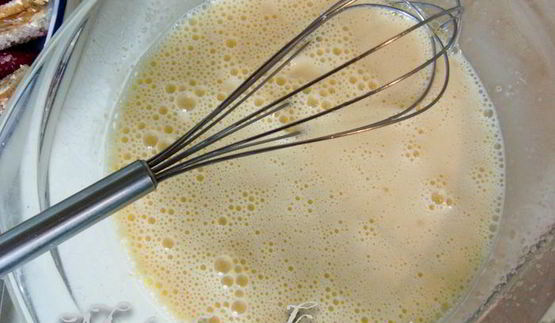 запеченный омлет с ягодами