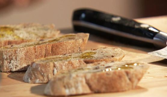 паштет и фалафель из зеленого горошка