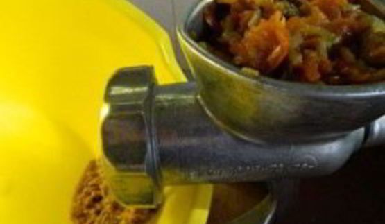 паштет из говяжей печени с морковью и луком