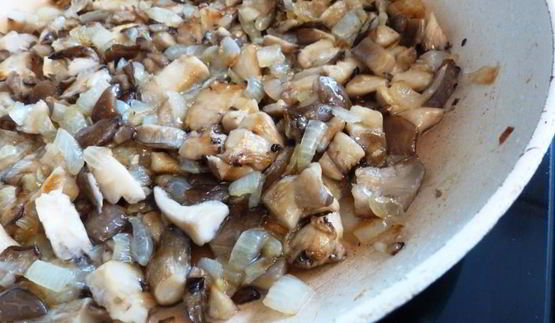 паштет из нута с вешенками и грецкими орехами