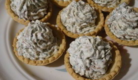 паштет из творожного сыра и печени трески