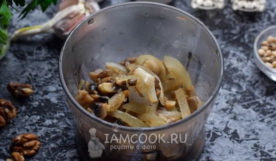 постный паштет из фасоли с грибами