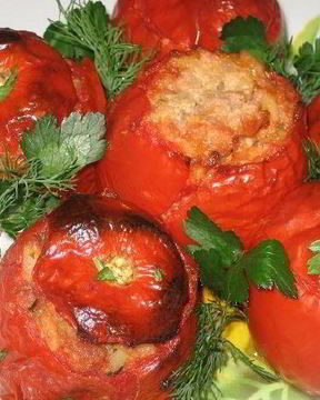 Помидоры, фаршированные фаршем и грибами