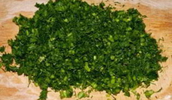 помидоры, фаршированные зеленью и чесноком