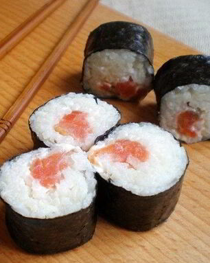 Роллы с форелью