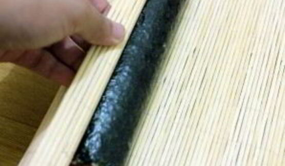 роллы с колбасой