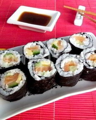 Роллы с семгой