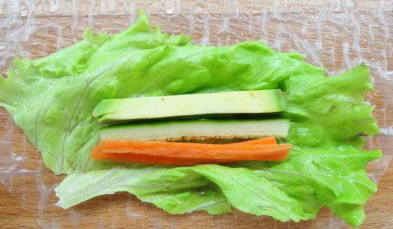 спринг-роллы с креветками